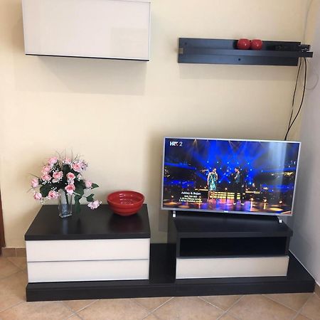 Apartmani I Sobe Ivancic1 Нови Винодолски Екстериор снимка