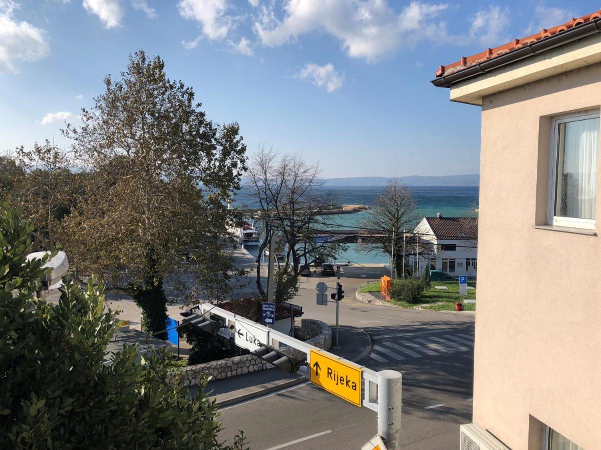 Apartmani I Sobe Ivancic1 Нови Винодолски Екстериор снимка