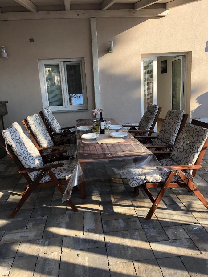 Apartmani I Sobe Ivancic1 Нови Винодолски Екстериор снимка