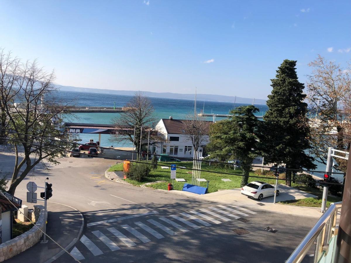 Apartmani I Sobe Ivancic1 Нови Винодолски Екстериор снимка