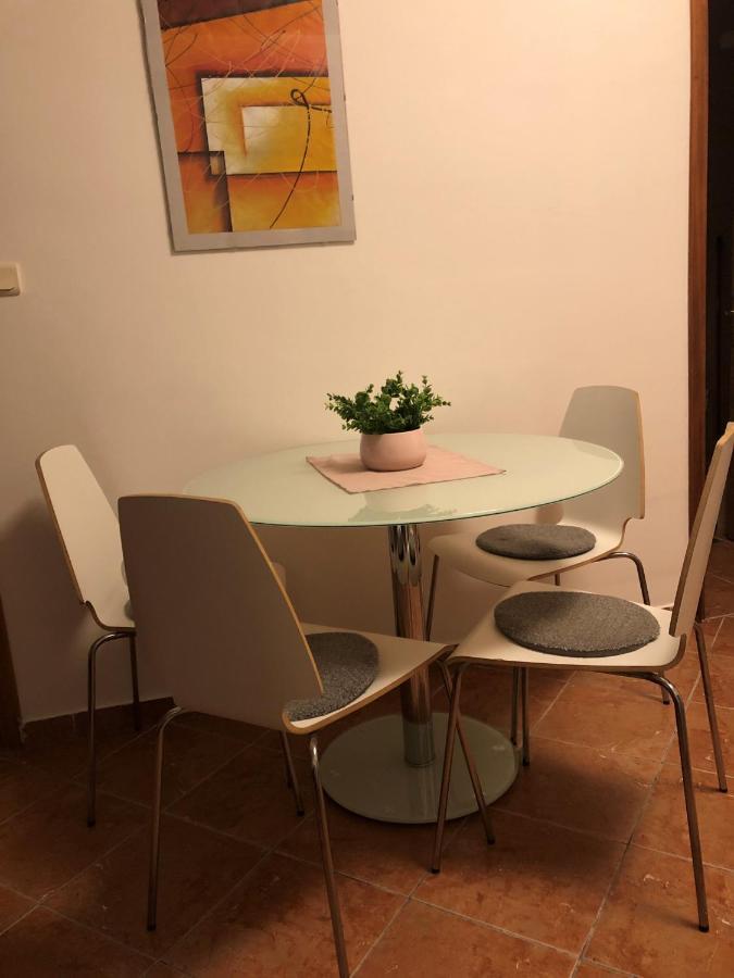 Apartmani I Sobe Ivancic1 Нови Винодолски Екстериор снимка