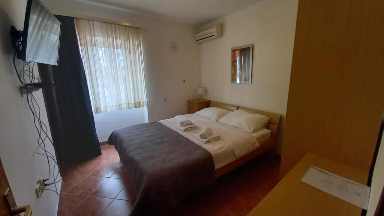 Apartmani I Sobe Ivancic1 Нови Винодолски Екстериор снимка