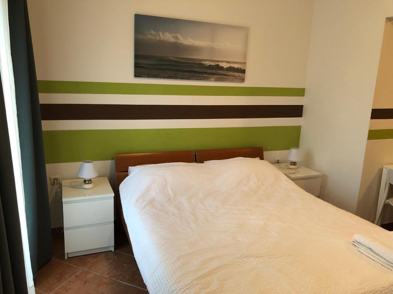 Apartmani I Sobe Ivancic1 Нови Винодолски Екстериор снимка