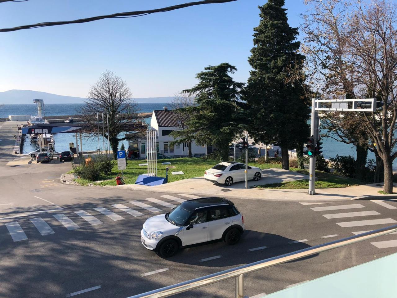 Apartmani I Sobe Ivancic1 Нови Винодолски Екстериор снимка