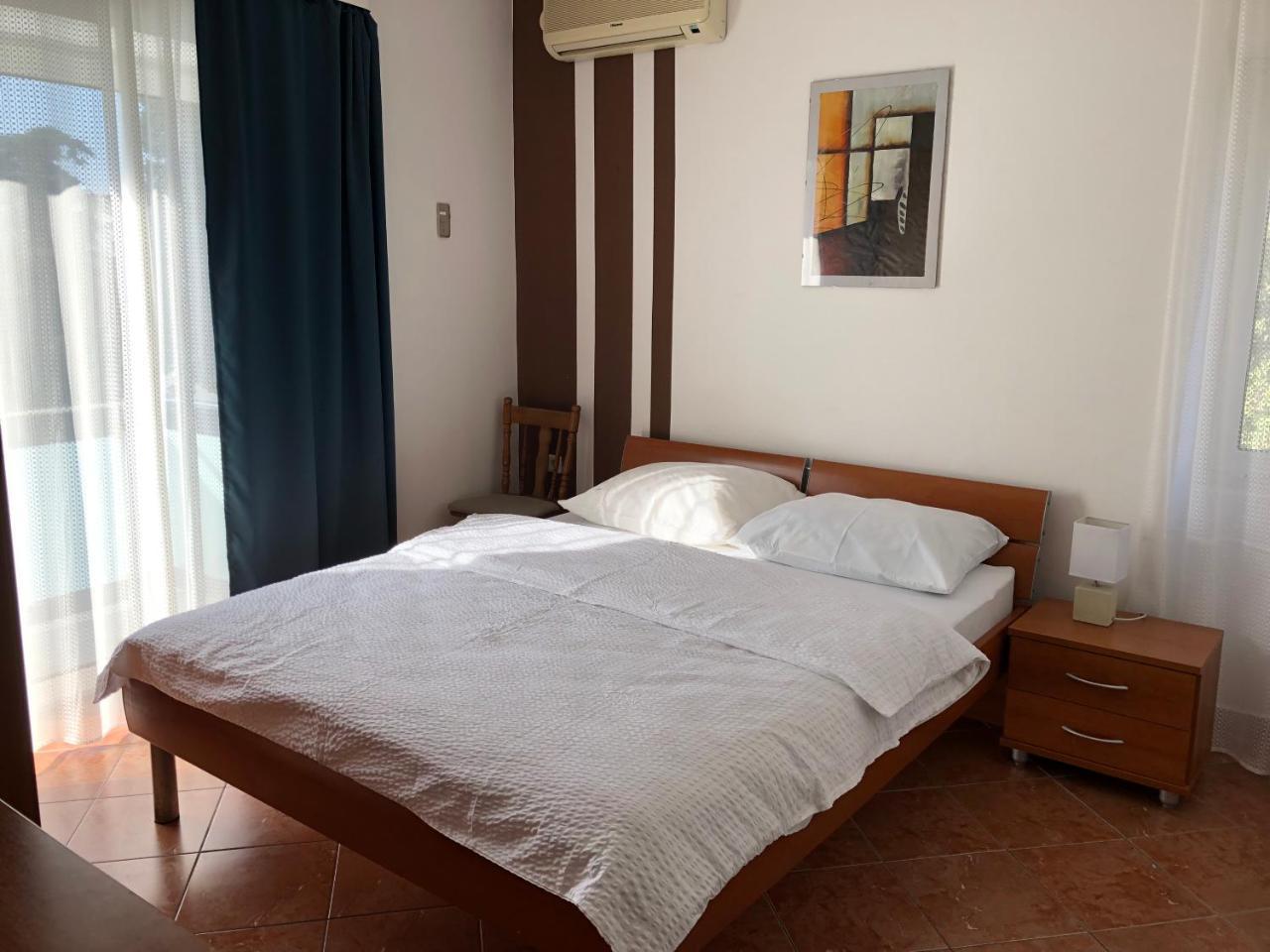 Apartmani I Sobe Ivancic1 Нови Винодолски Екстериор снимка